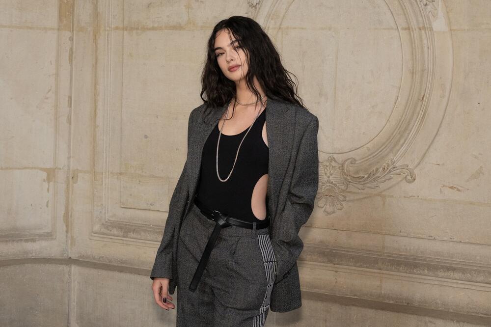 Deva Kasel na haute couture reviji modne kuće Dior