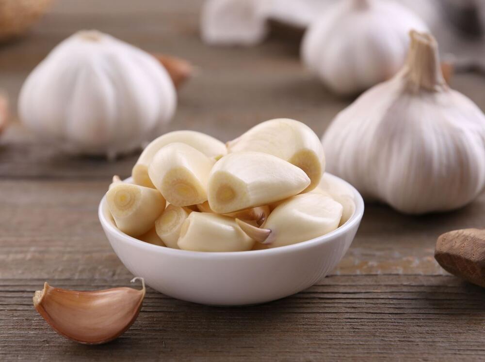 Beli luk ima mnogo zdravstvenih prednosti, a ako se jede umereno poželjan je i kod bubrežnih pacijenata