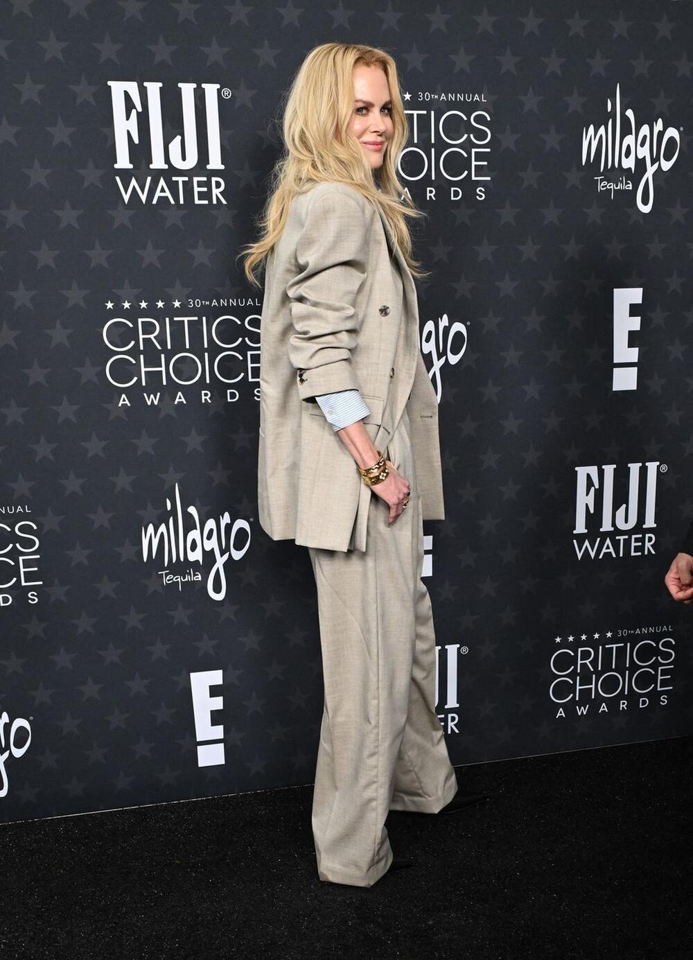 Njeno odelo brenda Saint Laurent posebno je privuklo pažnju