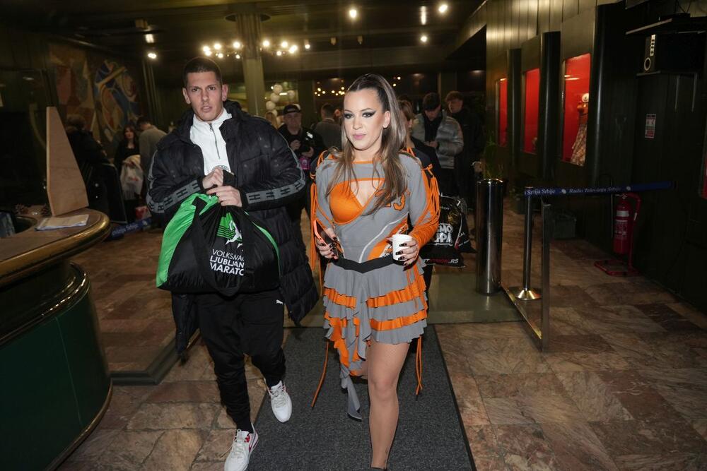 Mimi Mercedez sa dečkom posle polufinala Pesme za Evroviziju