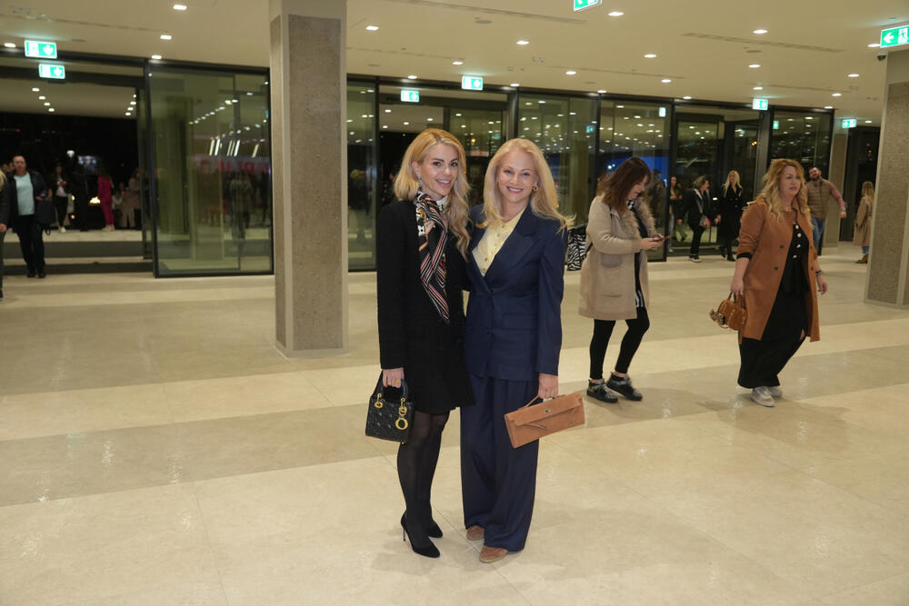 <p>Marija Šerifović održala je svoj drugi koncert u Sava Centru, a kolege su došle da joj daju podršku</p>