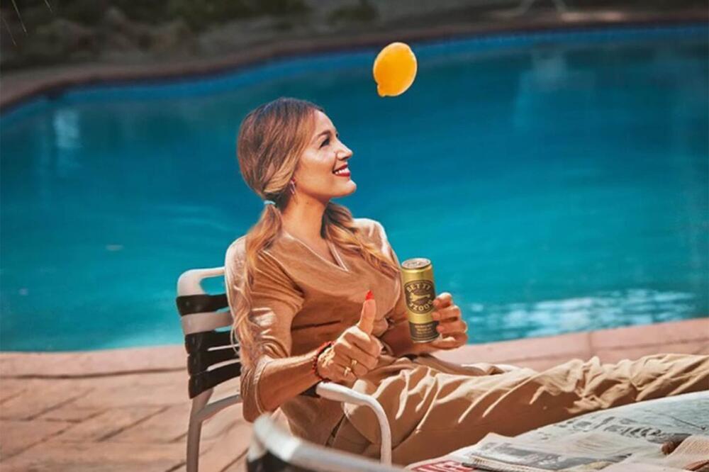 Blejk Lajvli ismeva Kejt Midlton i reklamira svoje piće