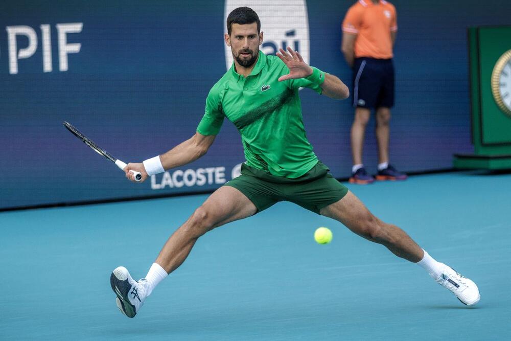 Novak Đoković na terenu