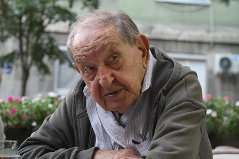 Vlastimir Vlasta Velisavljević umro je na današnji dan 24. marta 2021. godine