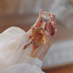 7 pristupačnih parfema koji mirišu skupo: Ostavljaju takav utisak da nećete moći da poverujete koliko koštaju