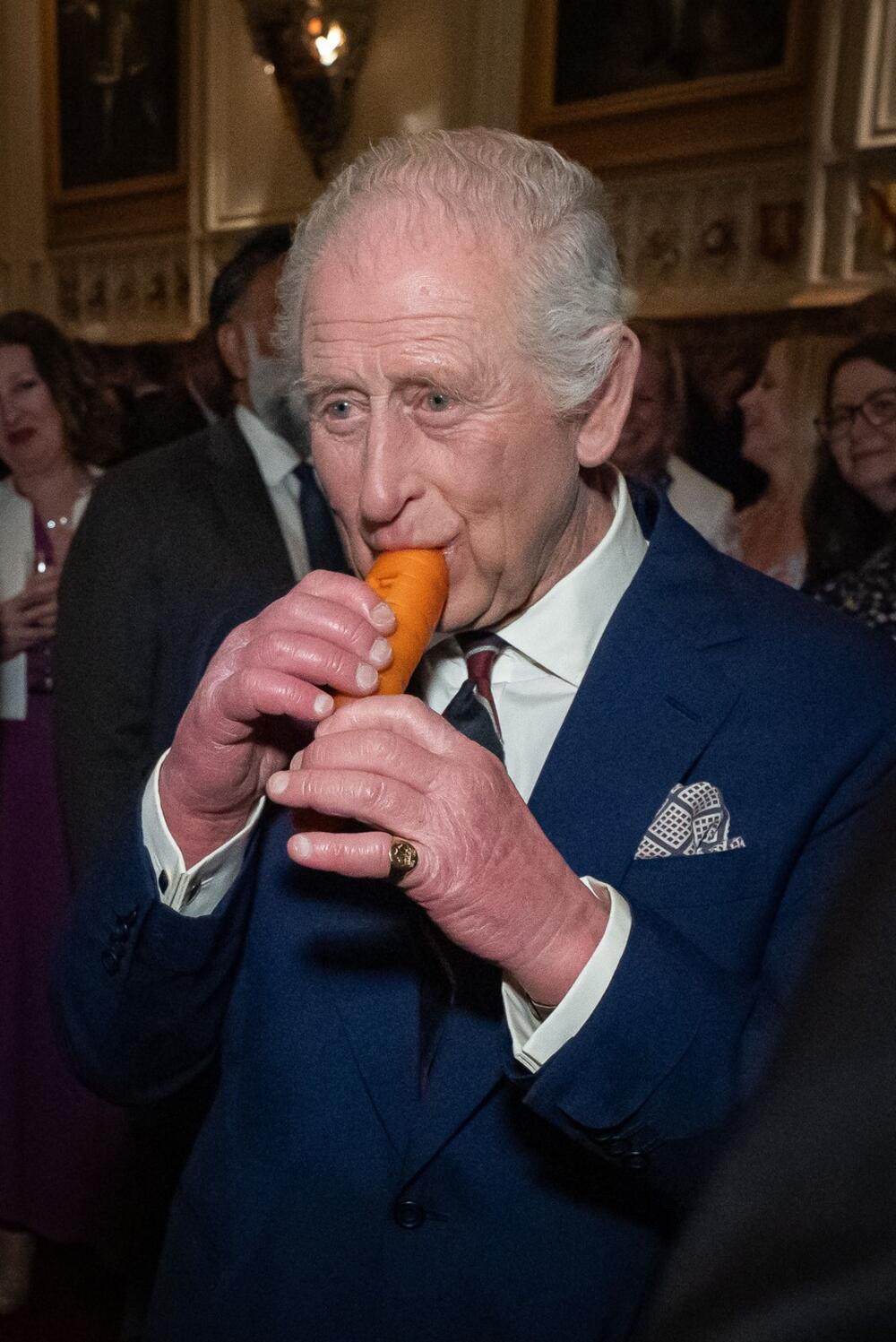 ČARLS JE MORAO DA PROMENI NAČIN ISHRANE 