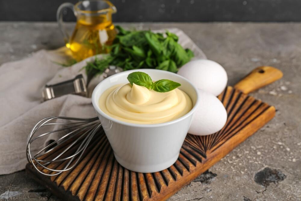 DOMAĆI PROTEINSKI MAJONEZ OD SAMO NEKOLIKO SASTOJAKA 