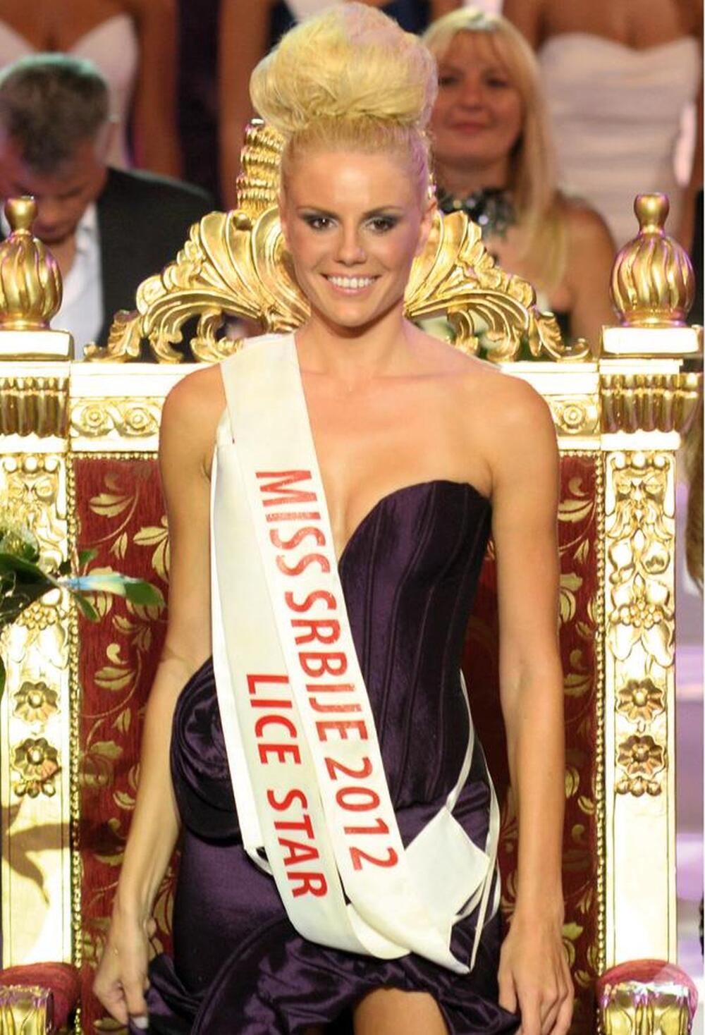 Nikolina Bojić postala je Mis Srbije 2012.