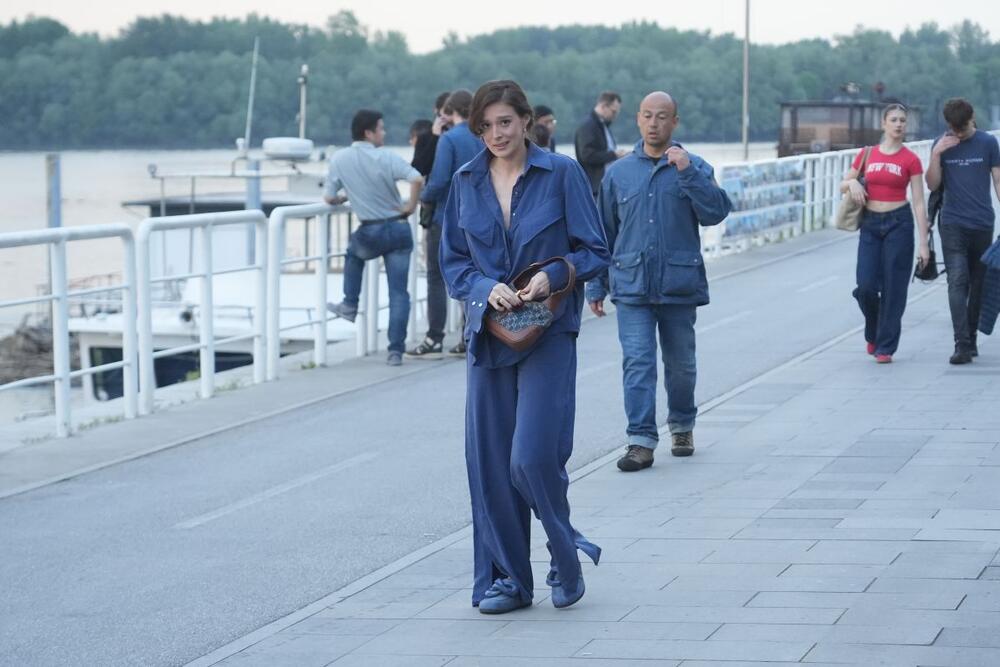 Teget komplet Milene Radulović 