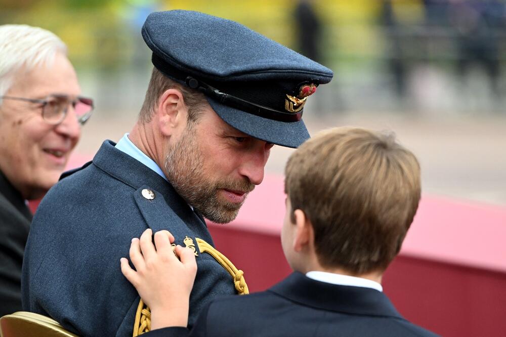 Princ Vilijam i princ Lui na ceremoniji u Londonu