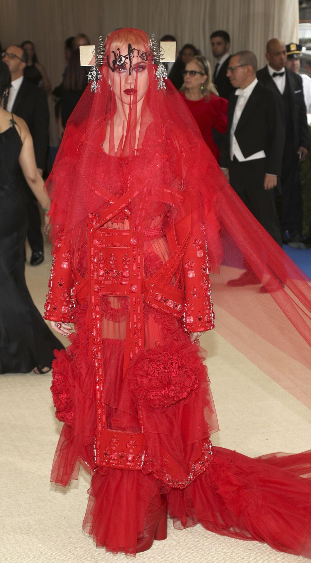 Keti Peri na Met gali