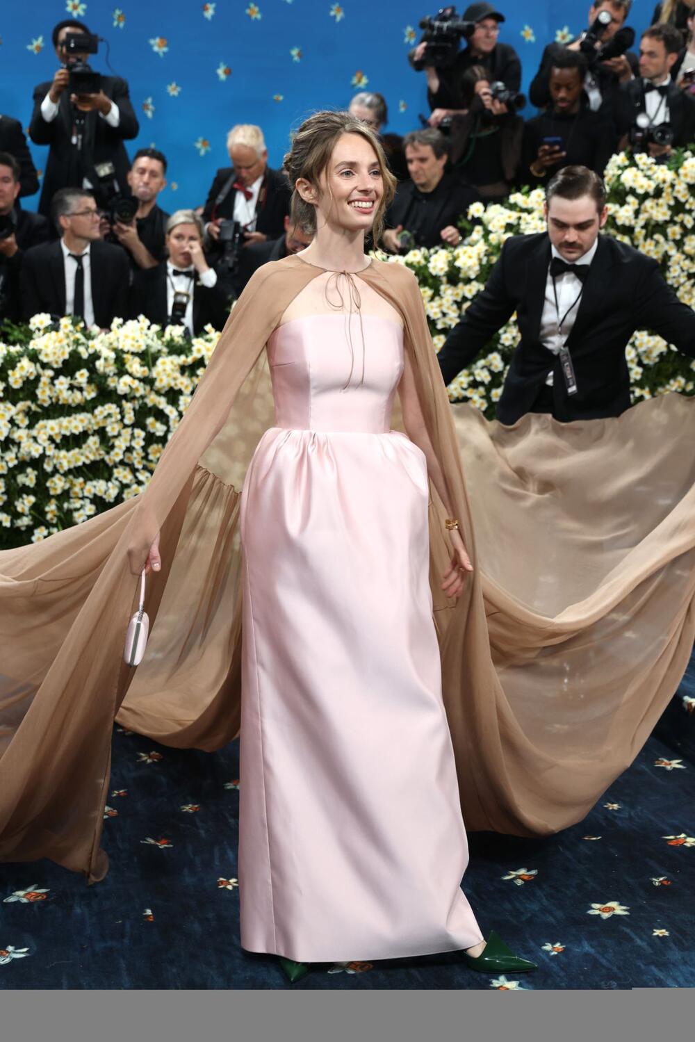 Maja Hok  na Met gali 2025.