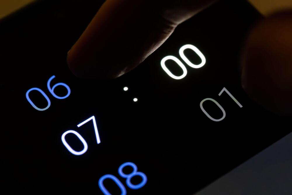 Digitalni led svetleći sat