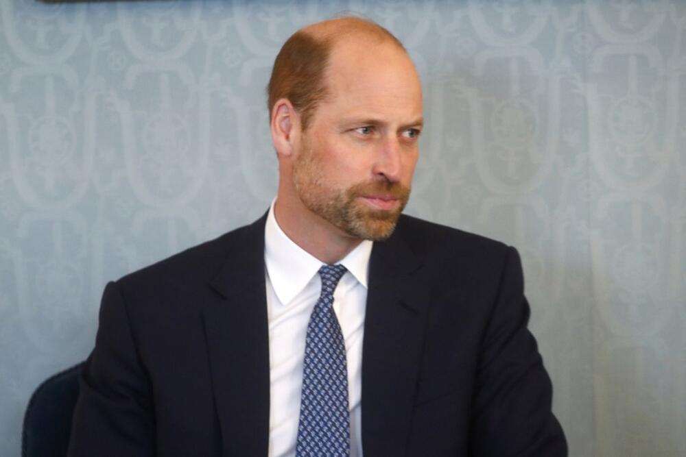 VILIJAM DOPUTOVAO U BALMORAL DA BI BIO SA OCEM 