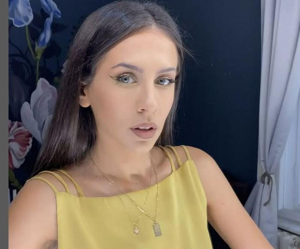 IVANA DUDIĆ U PROVODU SA ZGODNIM VATERPOLISTOM 