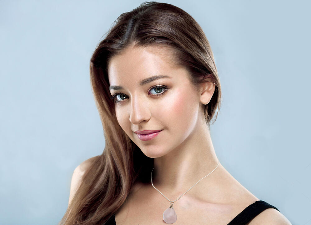 OGRLICA SA RUŽIČASTIM KVARCOM ZA ŽENE 