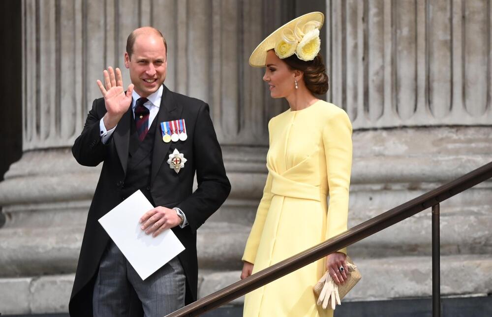 Kejt Midlton u žutoj Emilia Wickstead haljini