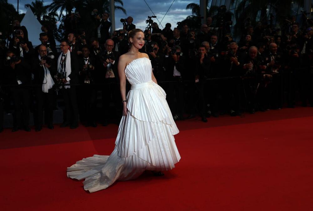Dženifer Lorens u Dior haljini na 78. Kanskom festivalu