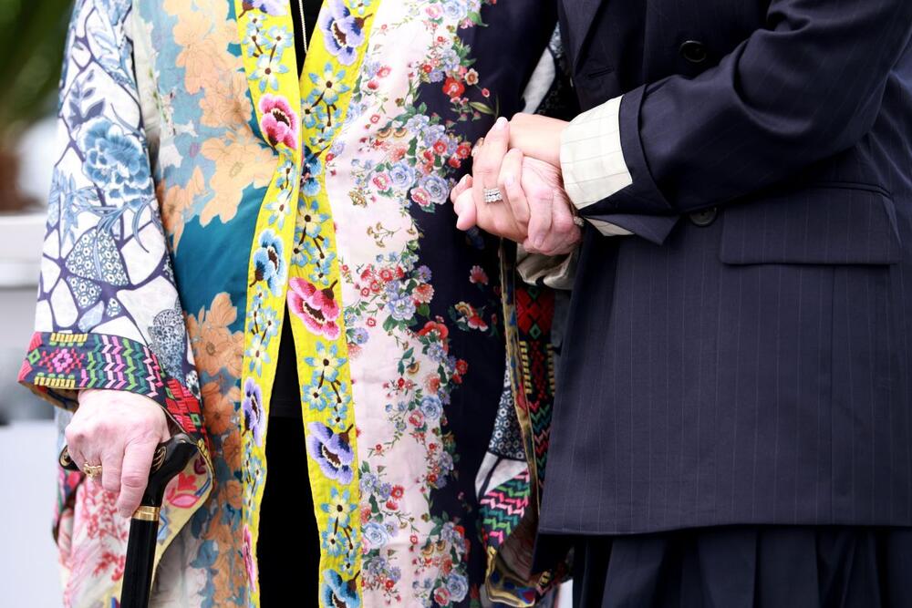 <p>I ove godine najpoznatiji filmski festival doneo je obilje glamura, ali i novih modnih trendova.</p>