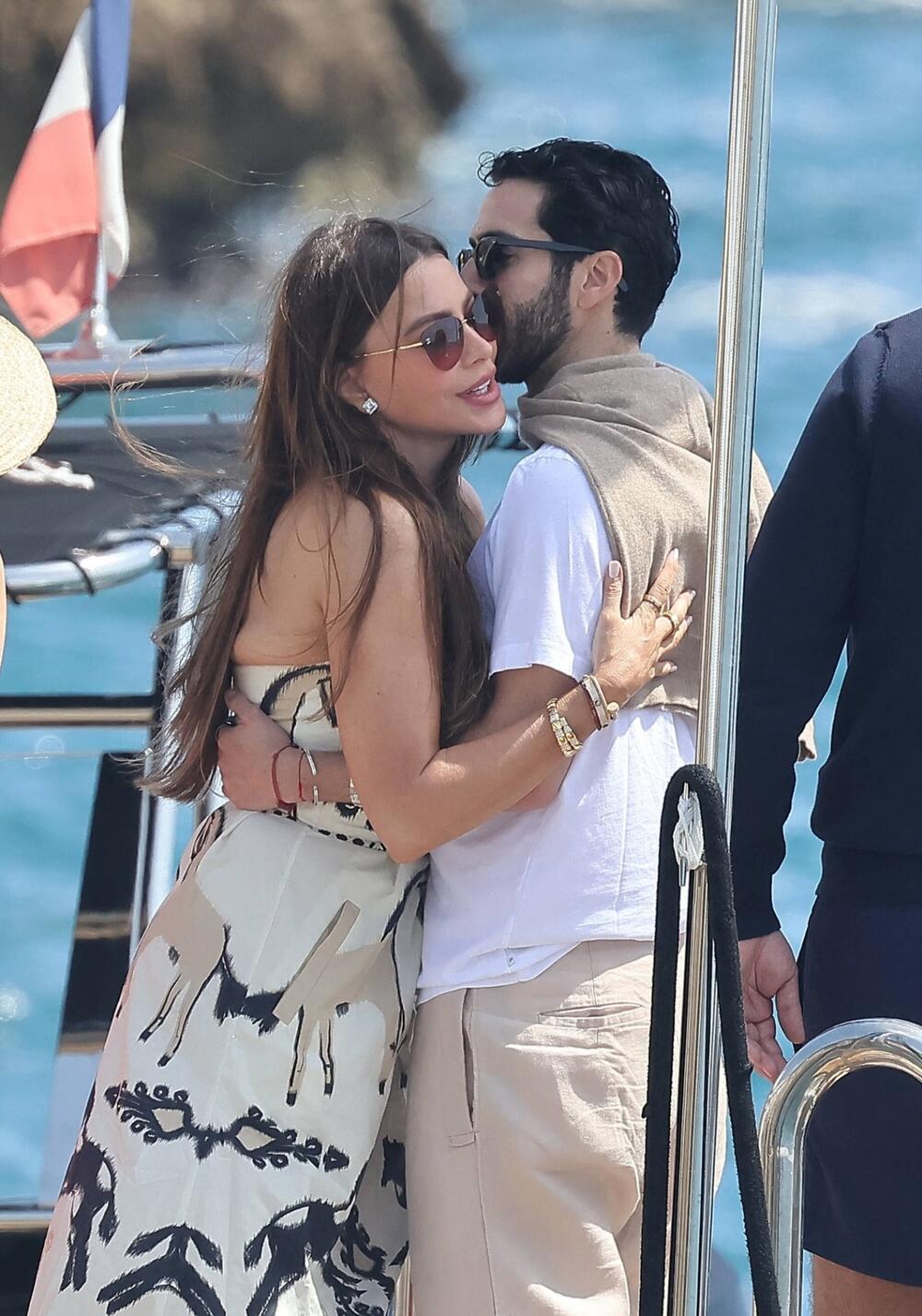 SOFIJA VERGARA LJUBI ZAVODNIKA I NE KRIJE SE 