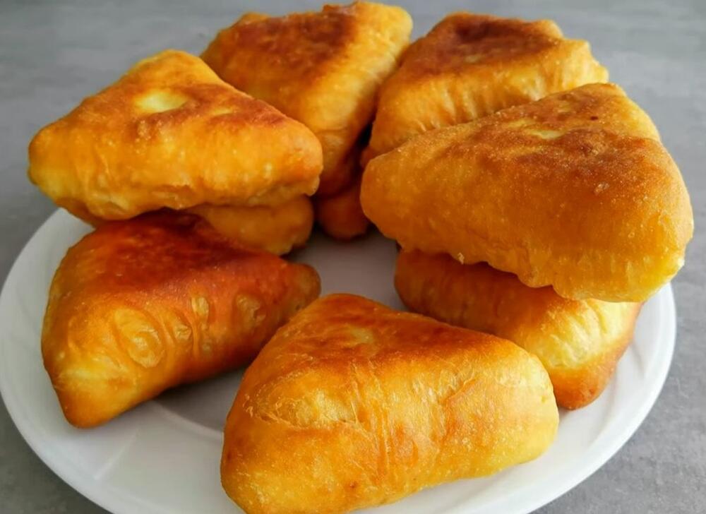 Mekike pržene u dubokom ulju i filovane smesom od povrća