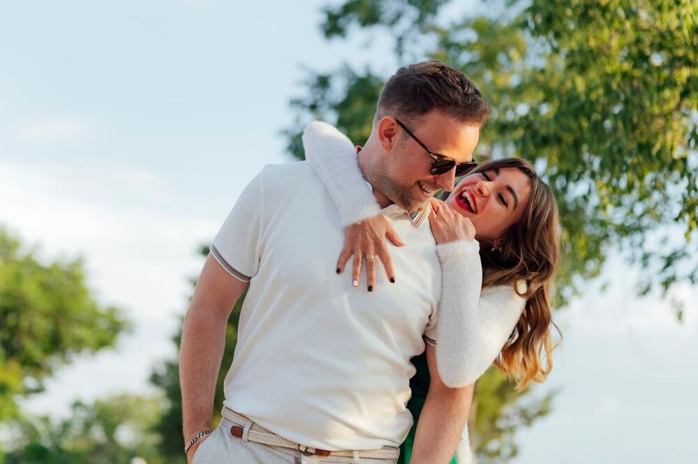 Lavovi provode dan sa voljenom osobom