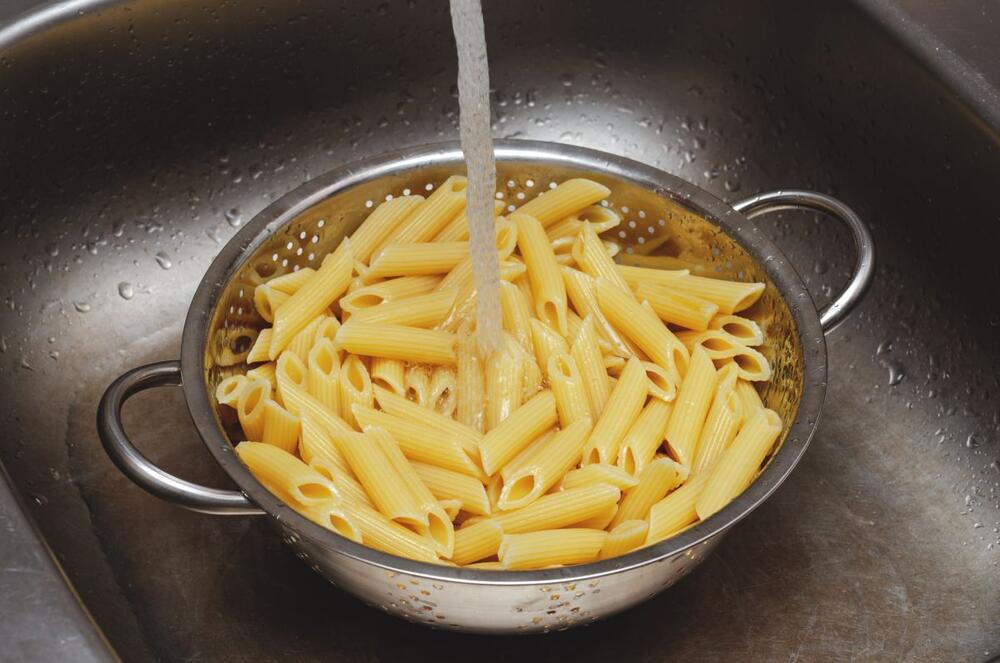 Trikovi uz koje će vaša kuhinjska cediljka blistati