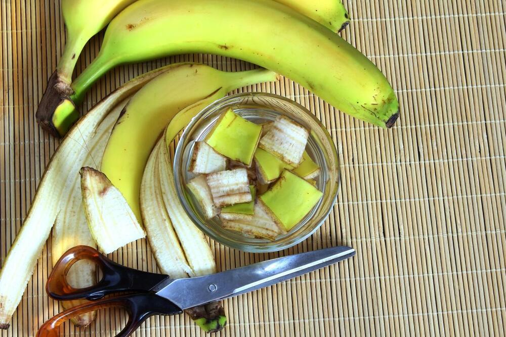 Kora od banane kao moćan saveznik do lepše bašte