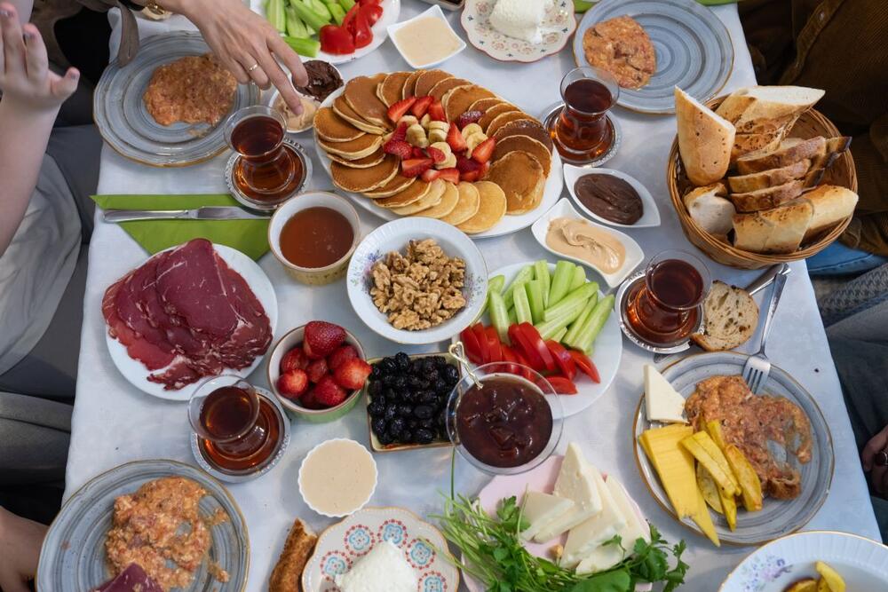 Turski doručak 'kahvalti'