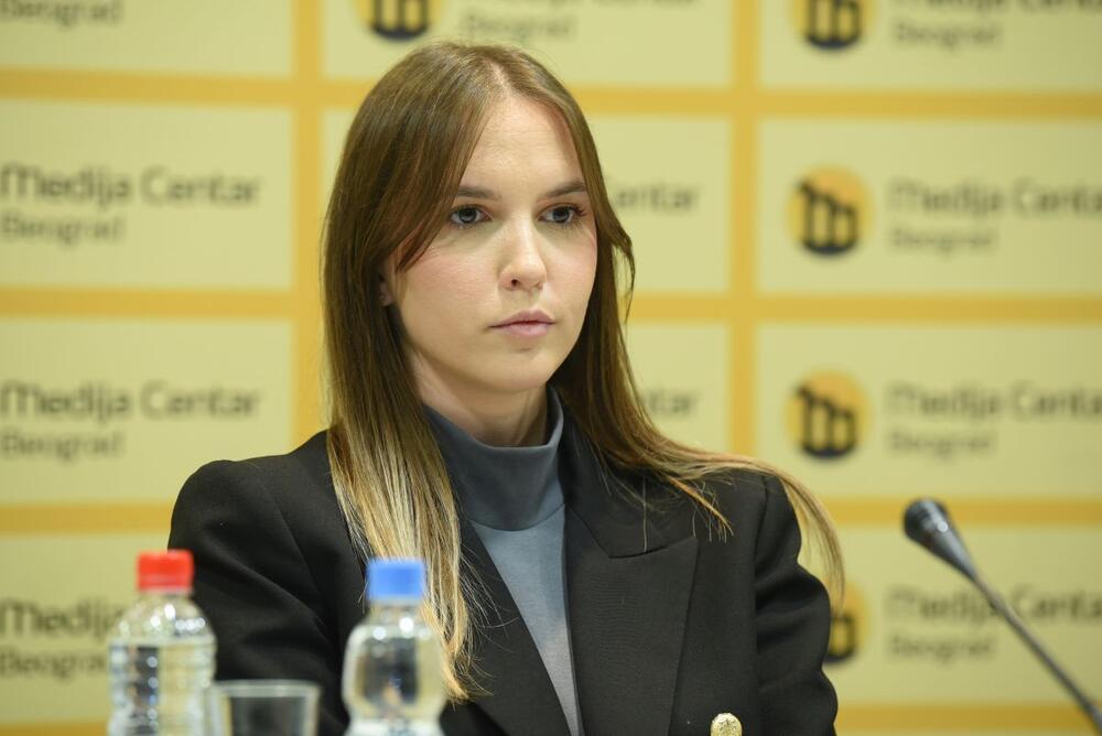 Petra Divac, ćerka Ane i Vlade Divca