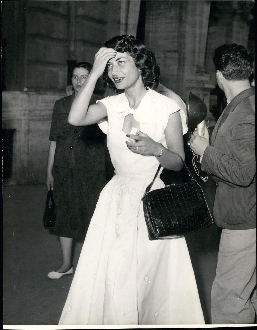 Princeza Ašraf Pahlavi u mladosti