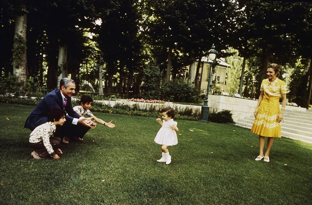 Porodica Pahlavi u Iranu 1971. godine