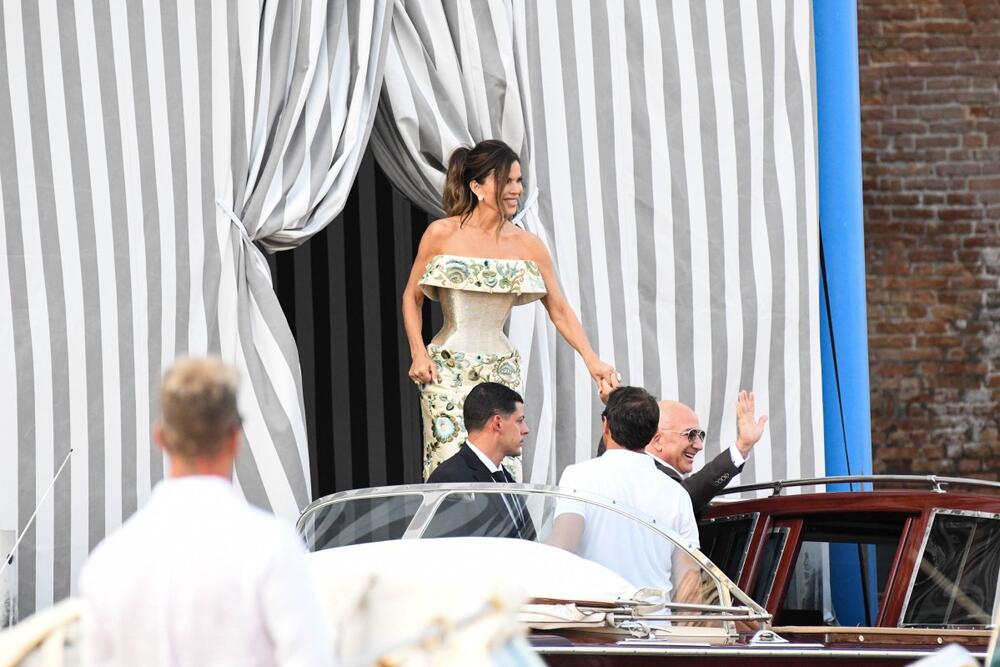 LOREN SANČEZ I BEZOS PRAVE SVADBU KOJA SE NAZIVA SVADBOM VEKA 