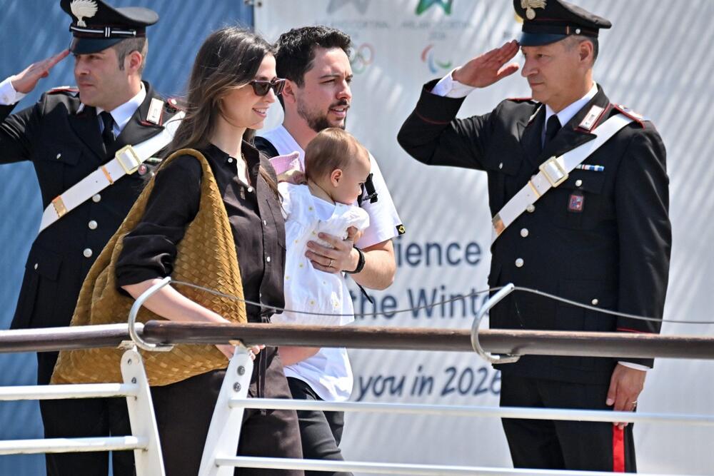 PRINCEZA IMAN S BEBOM STIGLA NA VENČANJE VEKA 