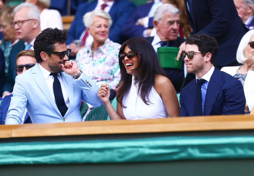 Dominik Kuper, Prijanka Čopra i Nik Džonas na Vimbldonu