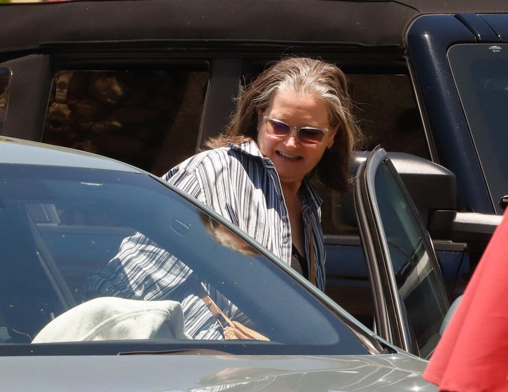 Bridžet Fonda po izlasku s ručka u Los Anđelesu