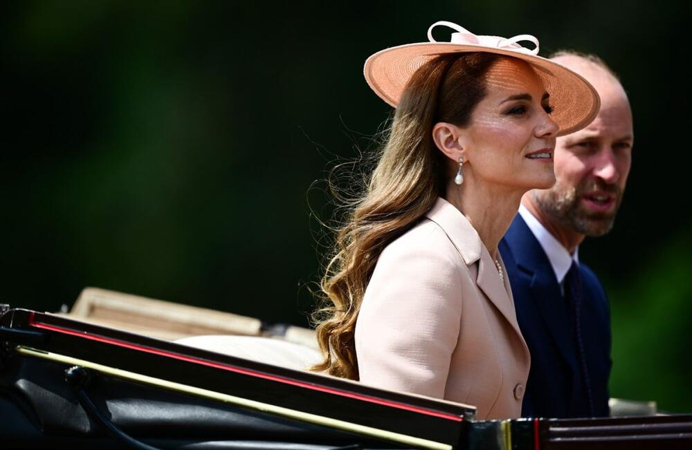 Monohromatsko izdanje Kejt Midlton vredno divljenja