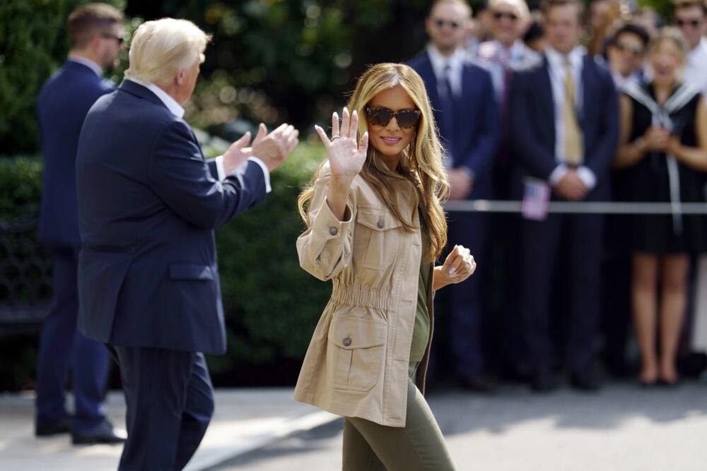 Donald i Melanija Tram posetili su centralni Teksas nakon razornih poplava u kojima je prošle nedelje stradala 121 osoba