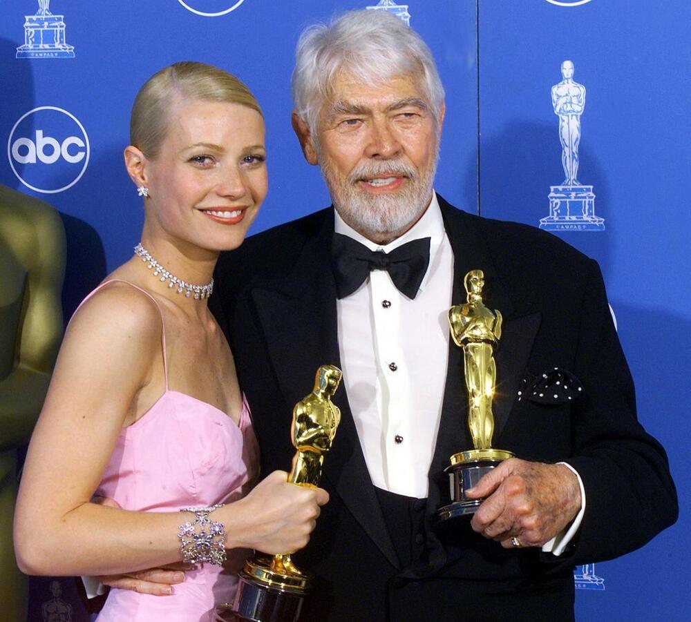 Gvinet Paltrou je 1999. godien dobila oskara za najbolju žensku ulogu u filmu 'Zaljubljeni Šekspir'