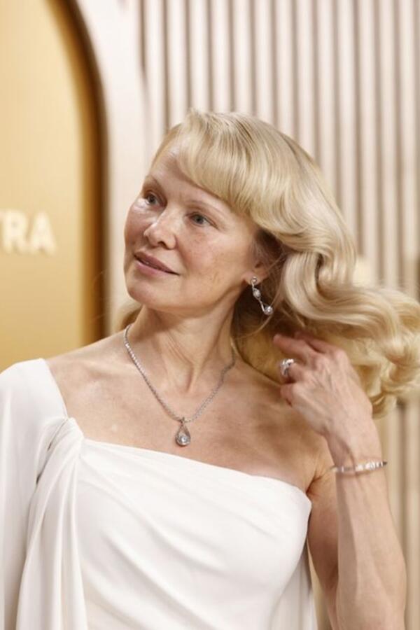 9 modnih lekcija Pamele Anderson: Prošla je kroz transformaciju i poručuje - ovo treba da zna svaka žena