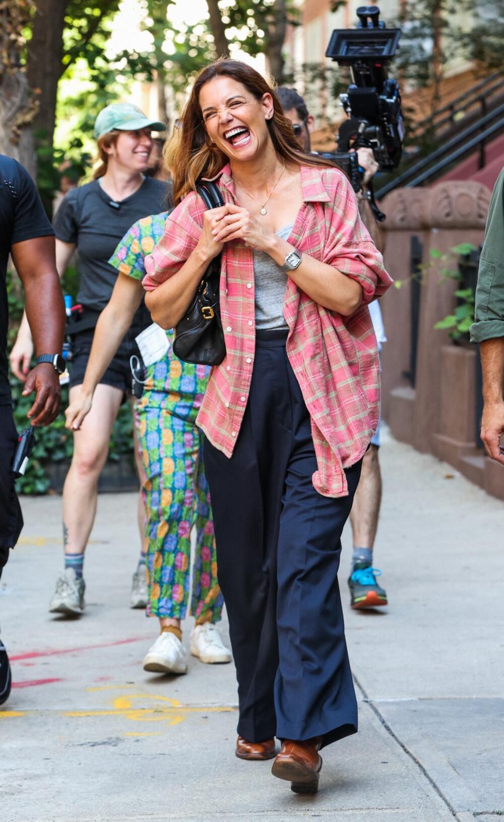 Kejti Holms na snimanju novog filma 'Happy Hours'