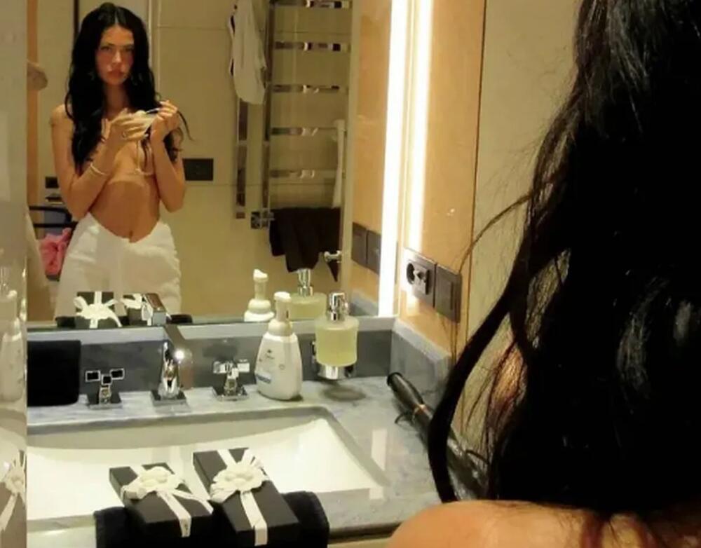 NIKOLA PELC RAZLJUTILA FANOVE GOLIM FOTOGRAFIJAMA 