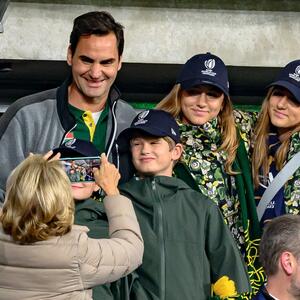 Nekad ljuti rivali, a sad bi mogli da se orode: Deca teniskih asova su porasla i svi gledaju u prizor sa tribina