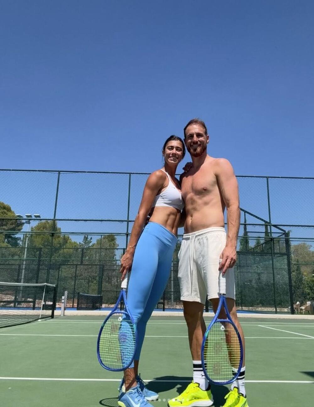 Olga Danilović i Jan Oblak na teniskom terenu u Crnoj Gori