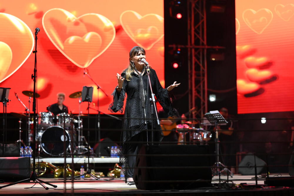 <p align="justify"><strong>Veče za pamćenje na Zlatiboru: „Rapsodija u tri čina“</strong></p>