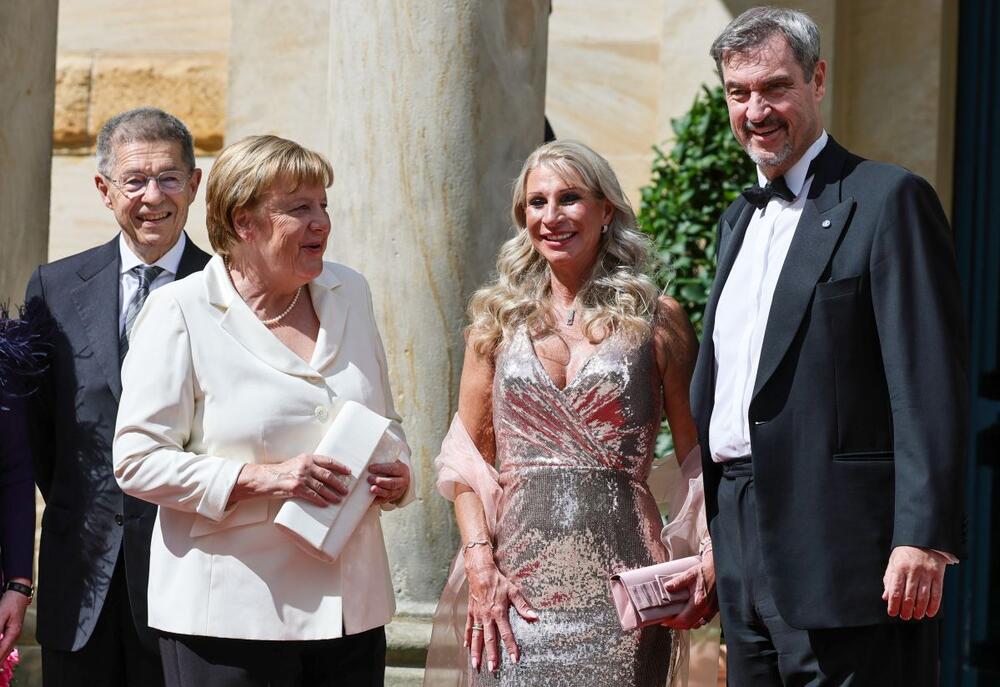 Angela Merkel prisustvovala je otvaranju ovogodišnjeg Festivala u Bajrojtu, na kojem se izvode operna dela Riharda Vagnera.