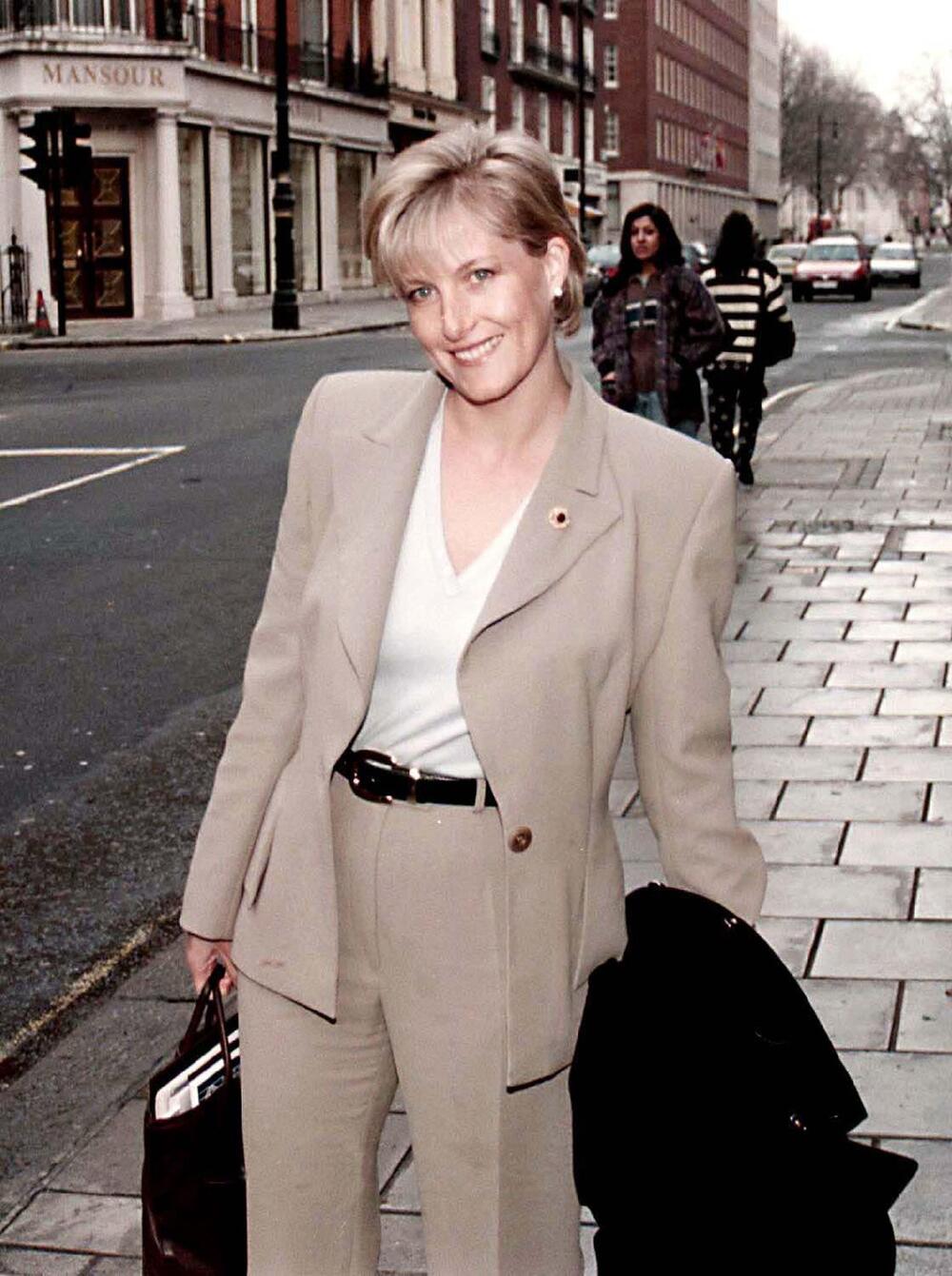 Sofi, vojvotkinja od Edinburga, bila je poznata javnosti kao Sofi Ris Džouns pre udaje za princa Edvarda