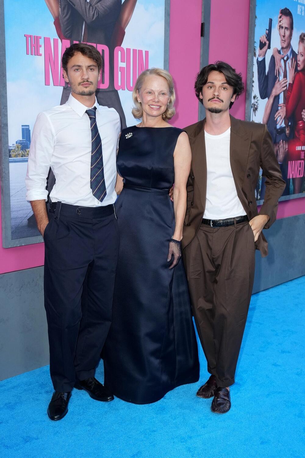 PAMELI SU SINOVI VELIKA PODRŠKA TOKOM ŽIVOTA I KARIJERE 