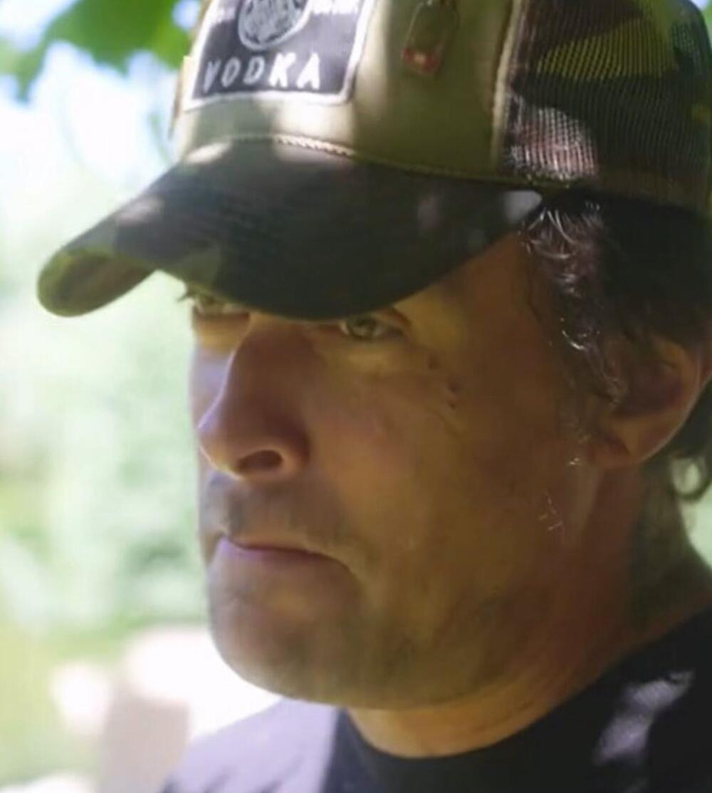 Džejson Momoa bez brade