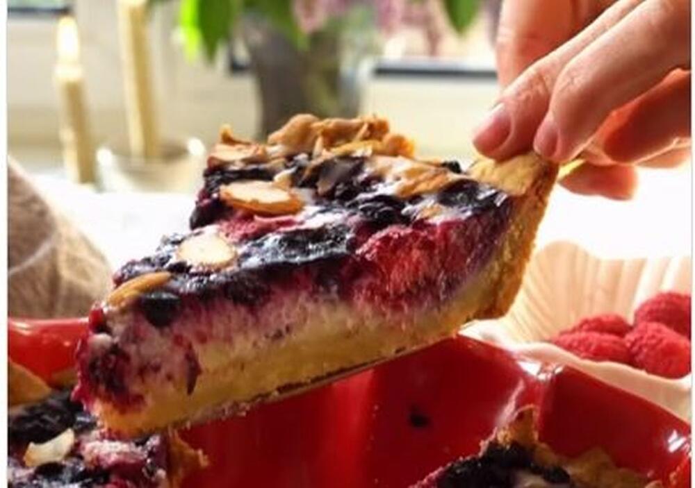 TART OD ŠUMSKOG VOĆA SAVRŠEN ZA TOPLE LETNJE DANE 